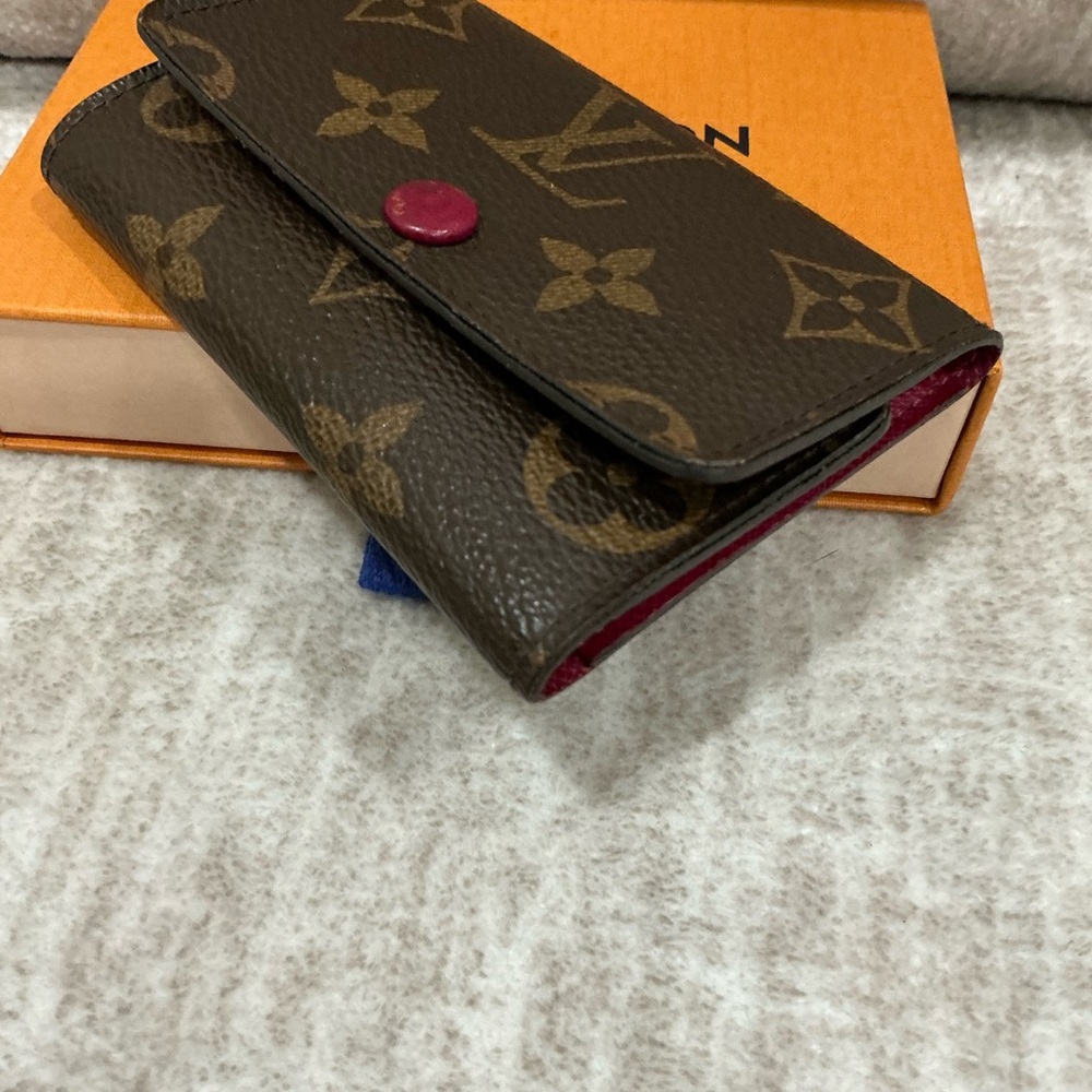 ✨💎EXCELLENT💎✨ LOUIS VUITTON KEY CLES. With BOX! - Picture 7 of 10